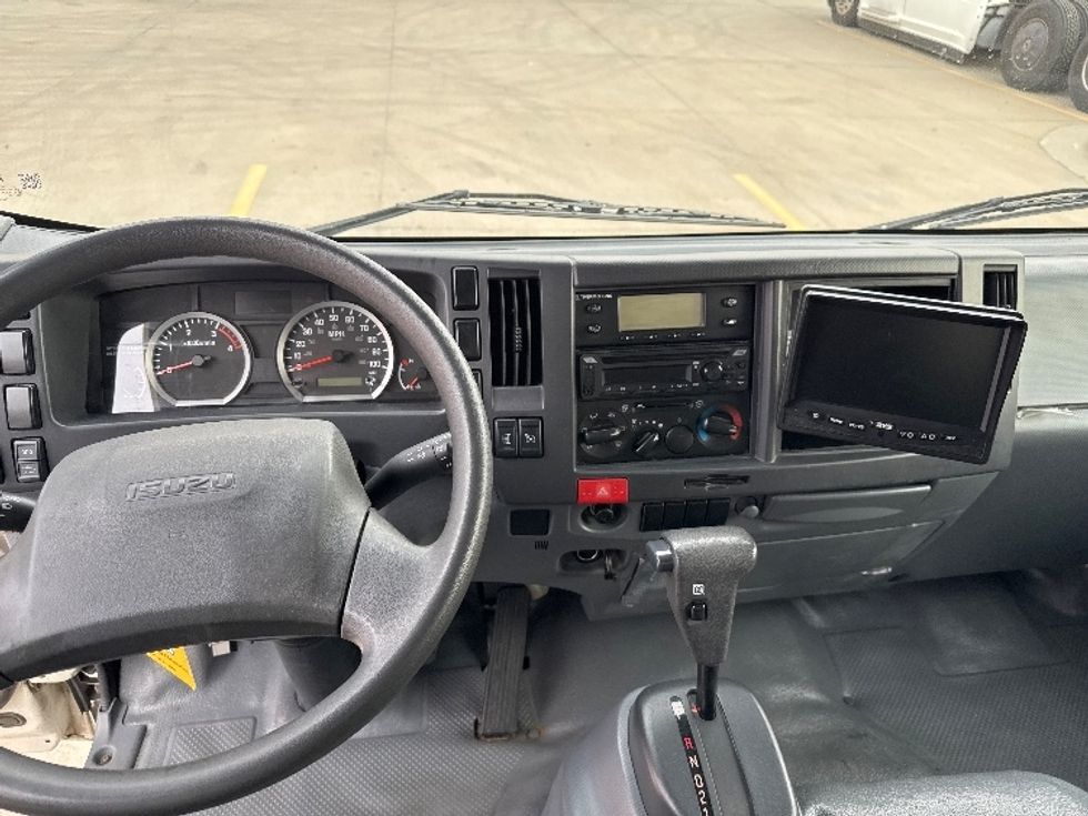 Refrigerated Truck-Light and Medium Duty Trucks-Isuzu-2019-NPRXD-Salt Lake City-UT-182,713\n\t\tmiles-$ 39,000 - Image 18