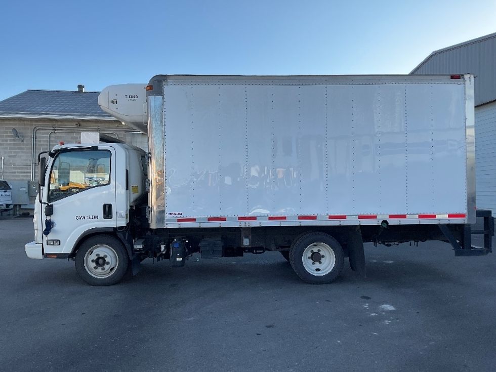 Refrigerated Truck-Light and Medium Duty Trucks-Isuzu-2019-NPRXD-Salt Lake City-UT-182,713\n\t\tmiles-$ 39,000 - Image 4