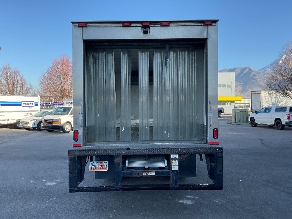 Refrigerated Truck-Light and Medium Duty Trucks-Isuzu-2019-NPRXD-Salt Lake City-UT-182,713\n\t\tmiles-$ 39,000 - Image 8