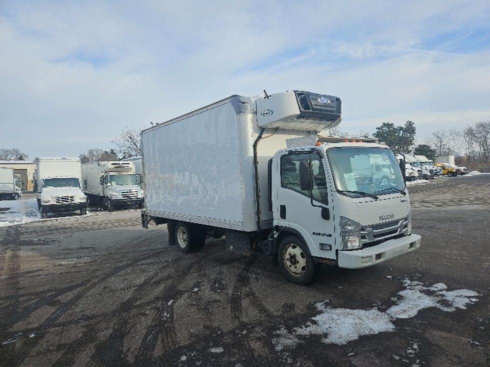 Refrigerated Truck-Light and Medium Duty Trucks-Isuzu-2019-NQR-Brooklyn Park-MN-33,956\n\t\tmiles-$ 59,750 - Image 1