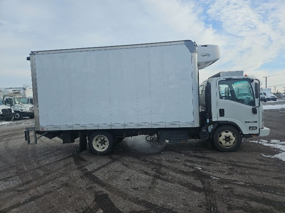 Refrigerated Truck-Light and Medium Duty Trucks-Isuzu-2019-NQR-Brooklyn Park-MN-33,956\n\t\tmiles-$ 59,750 - Image 15