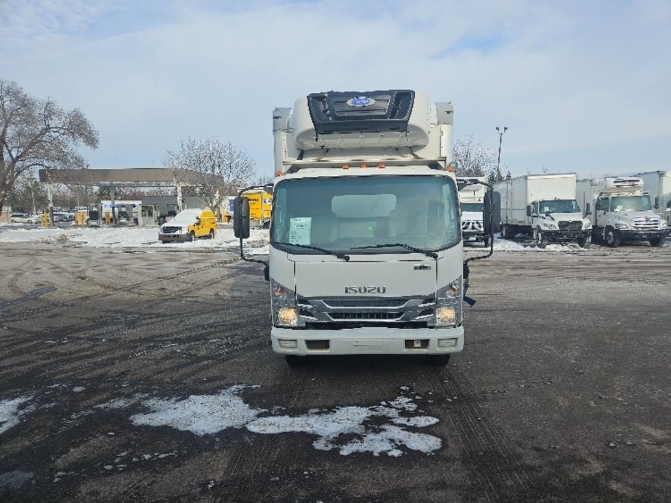 Refrigerated Truck-Light and Medium Duty Trucks-Isuzu-2019-NQR-Brooklyn Park-MN-33,956\n\t\tmiles-$ 59,750 - Image 2