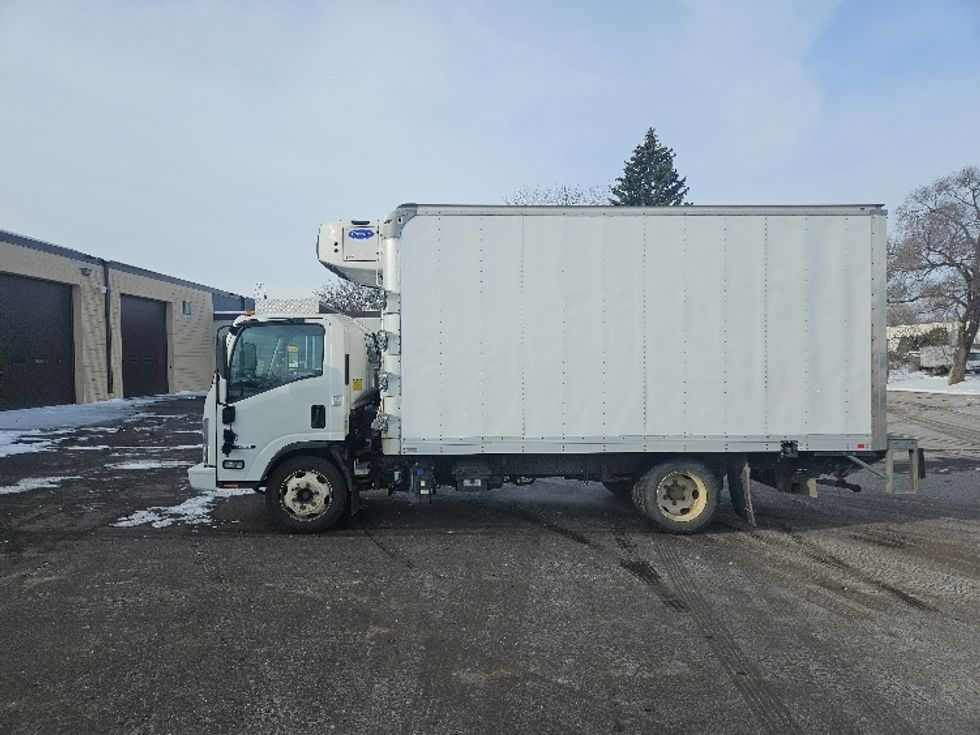 Refrigerated Truck-Light and Medium Duty Trucks-Isuzu-2019-NQR-Brooklyn Park-MN-33,956\n\t\tmiles-$ 59,750 - Image 4
