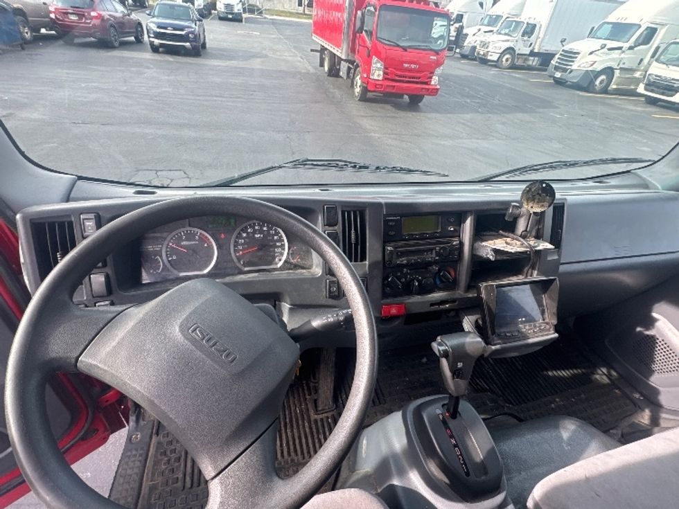 Refrigerated Truck-Light and Medium Duty Trucks-Isuzu-2019-NQR-Columbus-OH-106,424\n\t\tmiles-$ 51,750 - Image 17