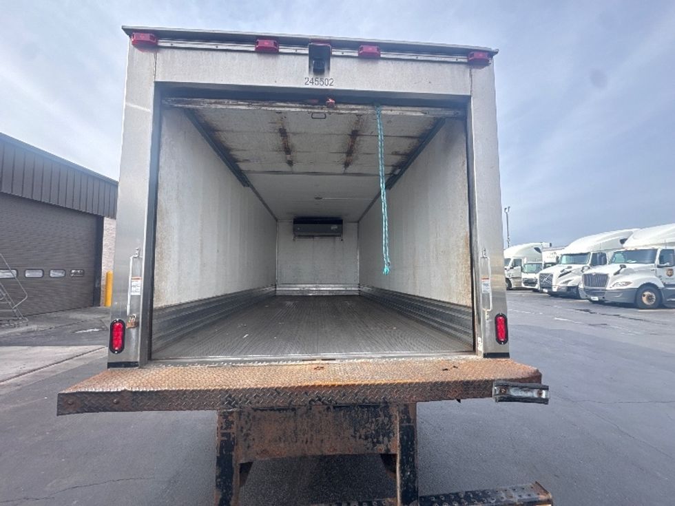 Refrigerated Truck-Light and Medium Duty Trucks-Isuzu-2019-NQR-Columbus-OH-106,424\n\t\tmiles-$ 51,750 - Image 8