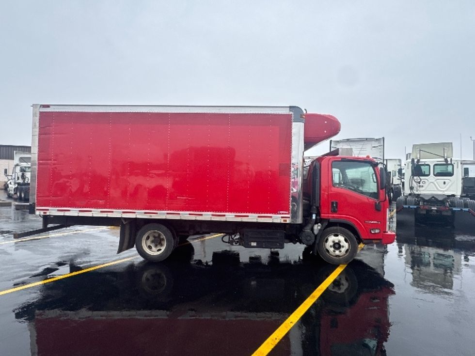 Refrigerated Truck-Light and Medium Duty Trucks-Isuzu-2019-NQR-Columbus-OH-123,956\n\t\tmiles-$ 49,500 - Image 14