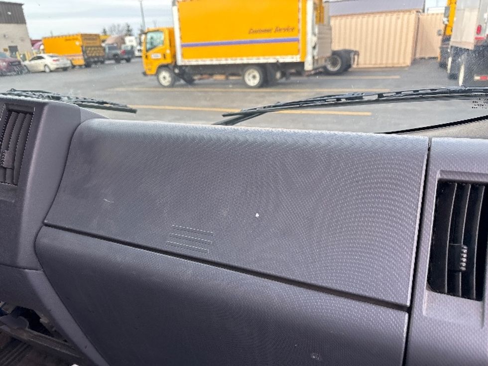 Refrigerated Truck-Light and Medium Duty Trucks-Isuzu-2019-NQR-Columbus-OH-123,956\n\t\tmiles-$ 49,500 - Image 20