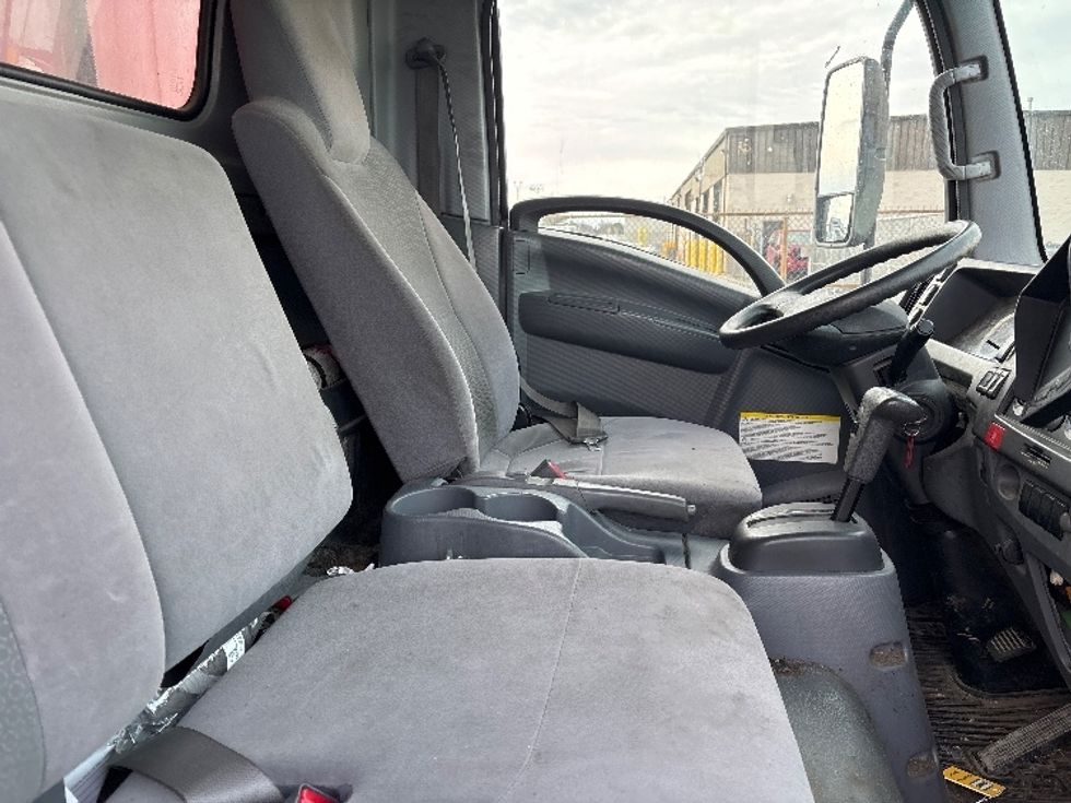 Refrigerated Truck-Light and Medium Duty Trucks-Isuzu-2019-NQR-Columbus-OH-123,956\n\t\tmiles-$ 49,500 - Image 21