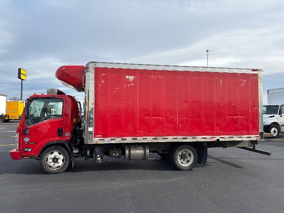 Refrigerated Truck-Light and Medium Duty Trucks-Isuzu-2019-NQR-Columbus-OH-123,956\n\t\tmiles-$ 49,500 - Image 4