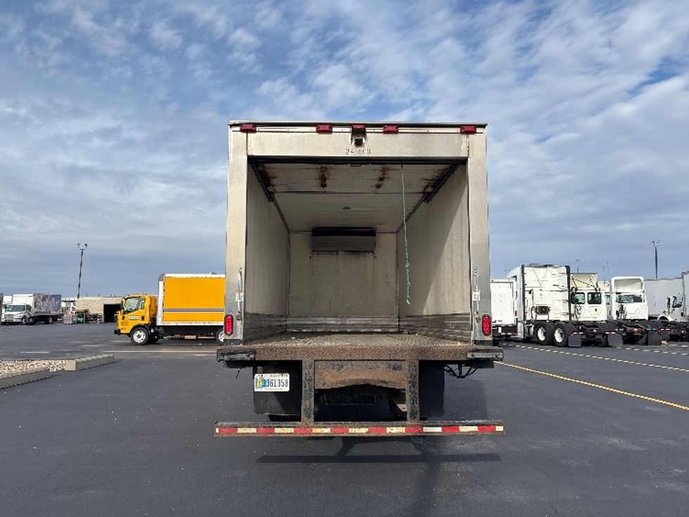 Refrigerated Truck-Light and Medium Duty Trucks-Isuzu-2019-NQR-Columbus-OH-123,956\n\t\tmiles-$ 49,500 - Image 8
