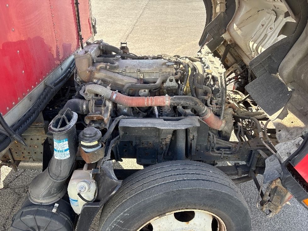 Refrigerated Truck-Light and Medium Duty Trucks-Isuzu-2019-NQR-Columbus-OH-148,128\n\t\tmiles-$ 48,000 - Image 22