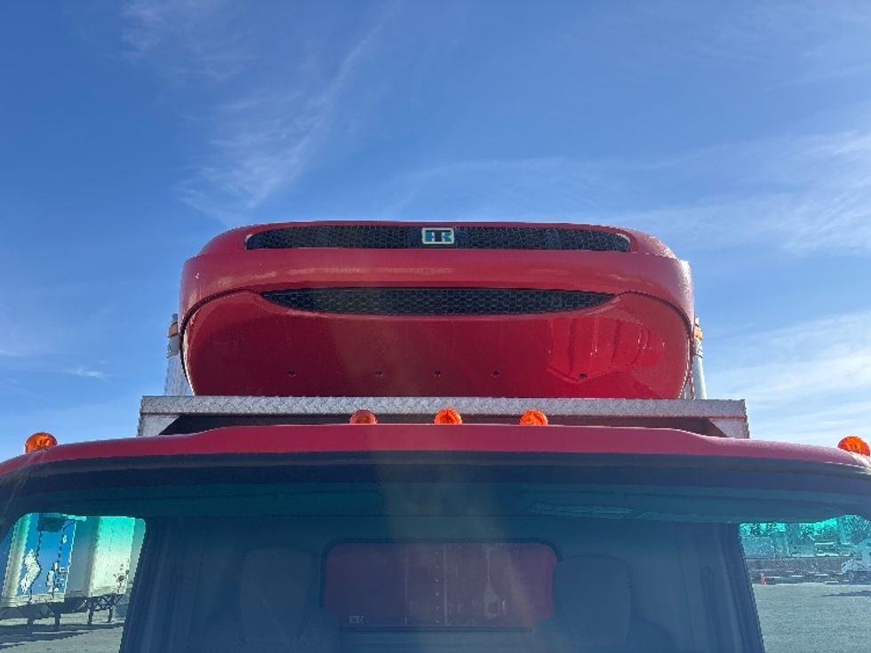 Refrigerated Truck-Light and Medium Duty Trucks-Isuzu-2019-NQR-Columbus-OH-148,128\n\t\tmiles-$ 48,000 - Image 24
