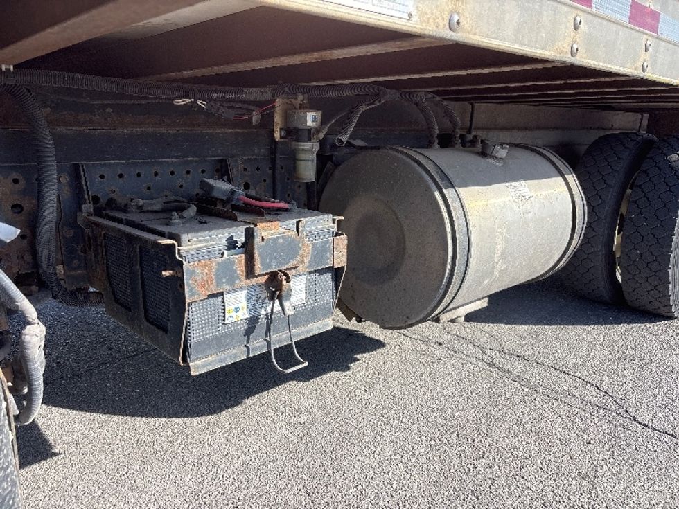 Refrigerated Truck-Light and Medium Duty Trucks-Isuzu-2019-NQR-Columbus-OH-148,128\n\t\tmiles-$ 48,000 - Image 5