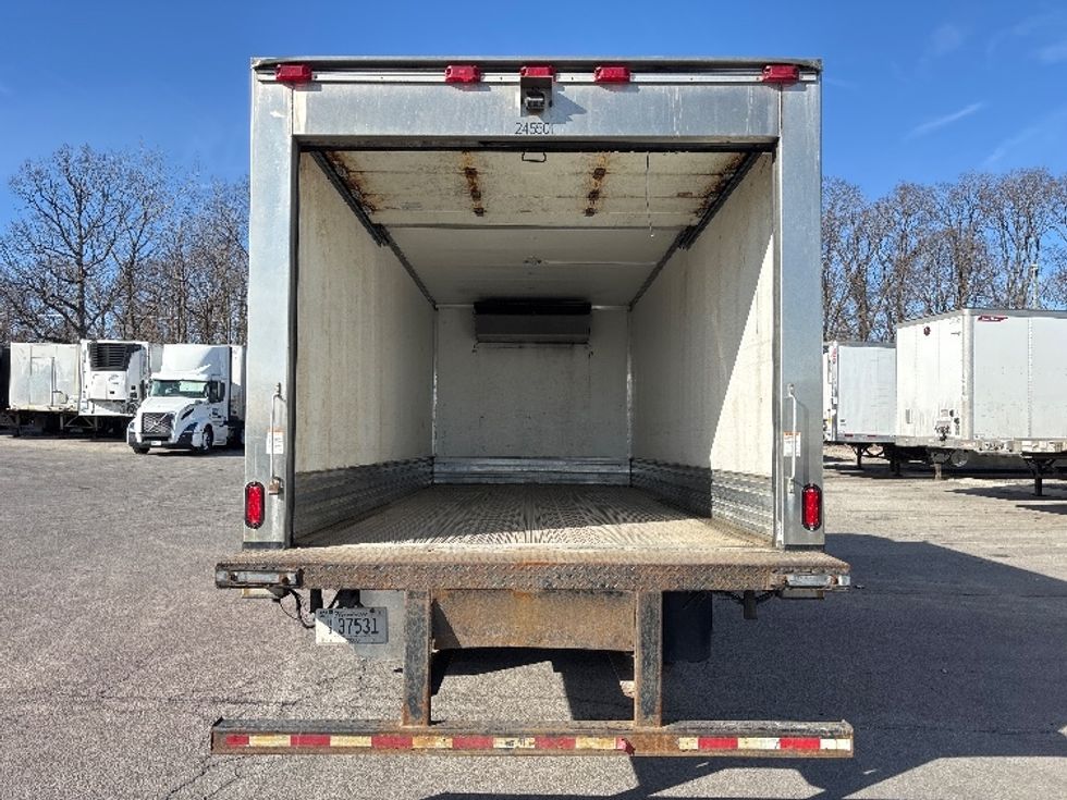 Refrigerated Truck-Light and Medium Duty Trucks-Isuzu-2019-NQR-Columbus-OH-148,128\n\t\tmiles-$ 48,000 - Image 8