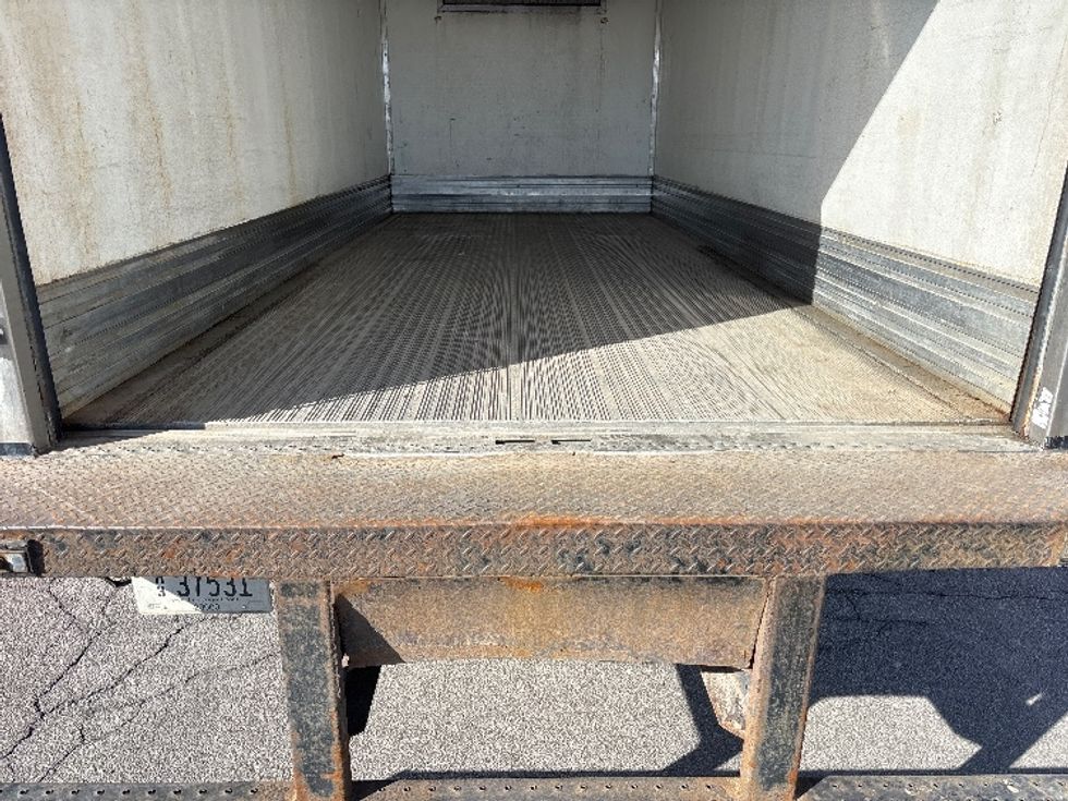 Refrigerated Truck-Light and Medium Duty Trucks-Isuzu-2019-NQR-Columbus-OH-148,128\n\t\tmiles-$ 48,000 - Image 9