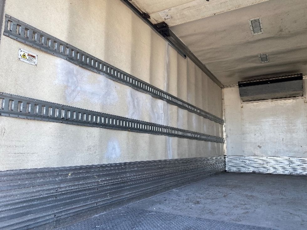 Refrigerated Truck-Light and Medium Duty Trucks-Isuzu-2019-NQR-La Mirada-CA-169,400\n\t\tmiles-$ 41,500 - Image 11
