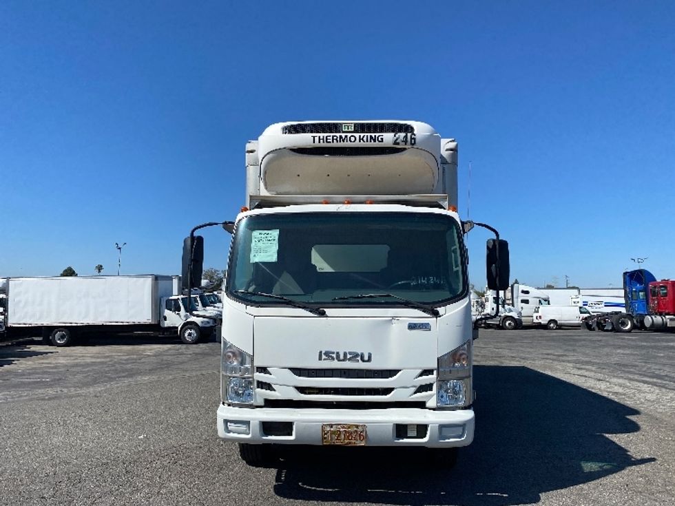 Refrigerated Truck-Light and Medium Duty Trucks-Isuzu-2019-NQR-La Mirada-CA-169,400\n\t\tmiles-$ 41,500 - Image 2