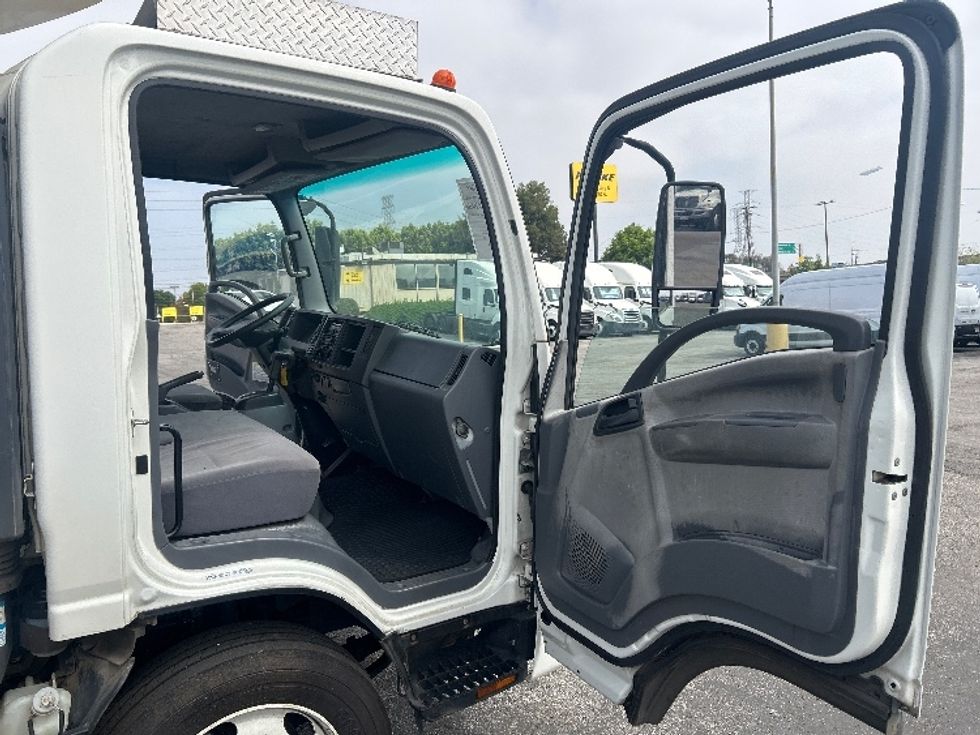 Refrigerated Truck-Light and Medium Duty Trucks-Isuzu-2019-NQR-La Mirada-CA-169,400\n\t\tmiles-$ 41,500 - Image 20