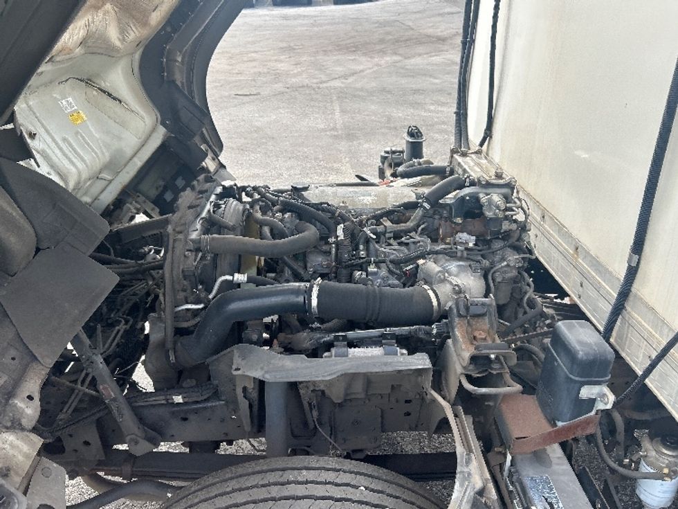 Refrigerated Truck-Light and Medium Duty Trucks-Isuzu-2019-NQR-La Mirada-CA-169,400\n\t\tmiles-$ 41,500 - Image 23