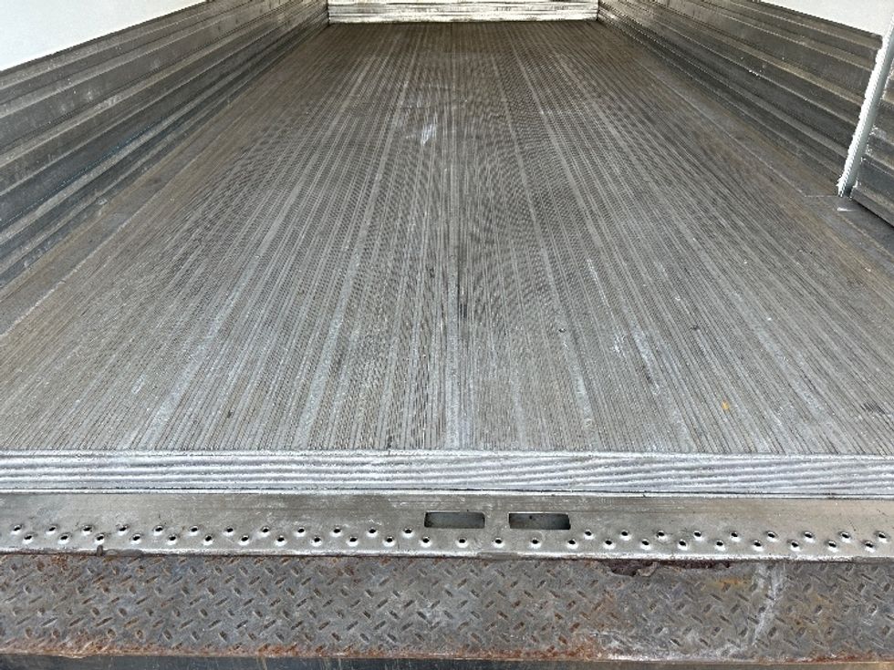 Refrigerated Truck-Light and Medium Duty Trucks-Isuzu-2019-NQR-La Mirada-CA-51,824\n\t\tmiles-$ 57,750 - Image 10