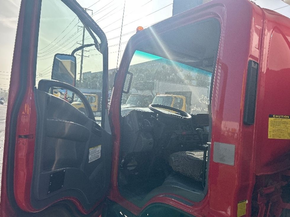 Refrigerated Truck-Light and Medium Duty Trucks-Isuzu-2019-NQR-La Mirada-CA-51,824\n\t\tmiles-$ 57,750 - Image 16