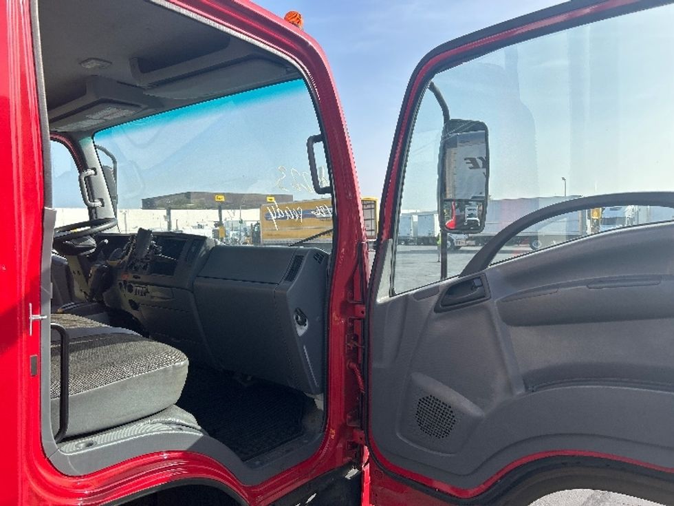 Refrigerated Truck-Light and Medium Duty Trucks-Isuzu-2019-NQR-La Mirada-CA-51,824\n\t\tmiles-$ 57,750 - Image 20
