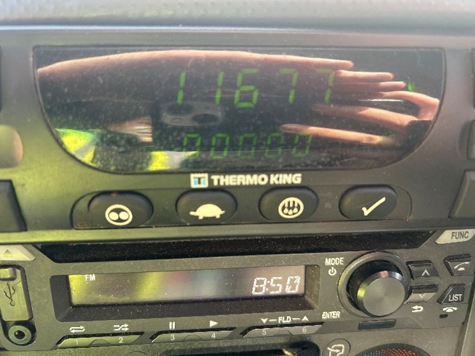 Refrigerated Truck-Light and Medium Duty Trucks-Isuzu-2019-NQR-La Mirada-CA-51,824\n\t\tmiles-$ 57,750 - Image 23