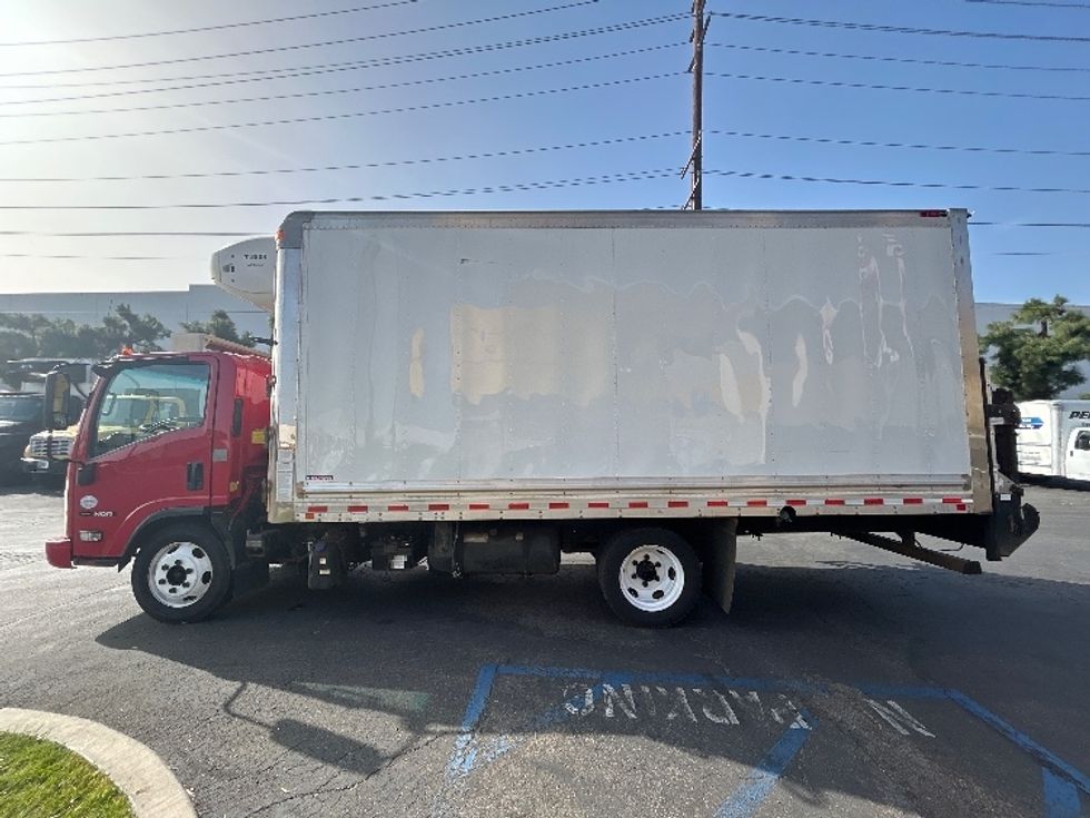 Refrigerated Truck-Light and Medium Duty Trucks-Isuzu-2019-NQR-La Mirada-CA-51,824\n\t\tmiles-$ 57,750 - Image 4