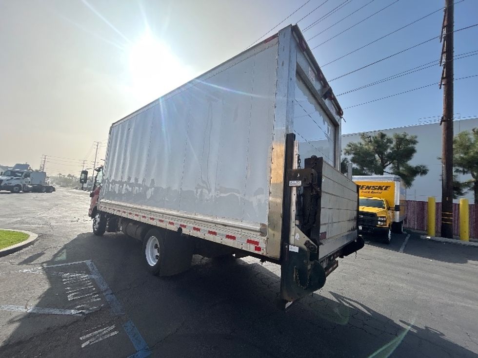 Refrigerated Truck-Light and Medium Duty Trucks-Isuzu-2019-NQR-La Mirada-CA-51,824\n\t\tmiles-$ 57,750 - Image 6