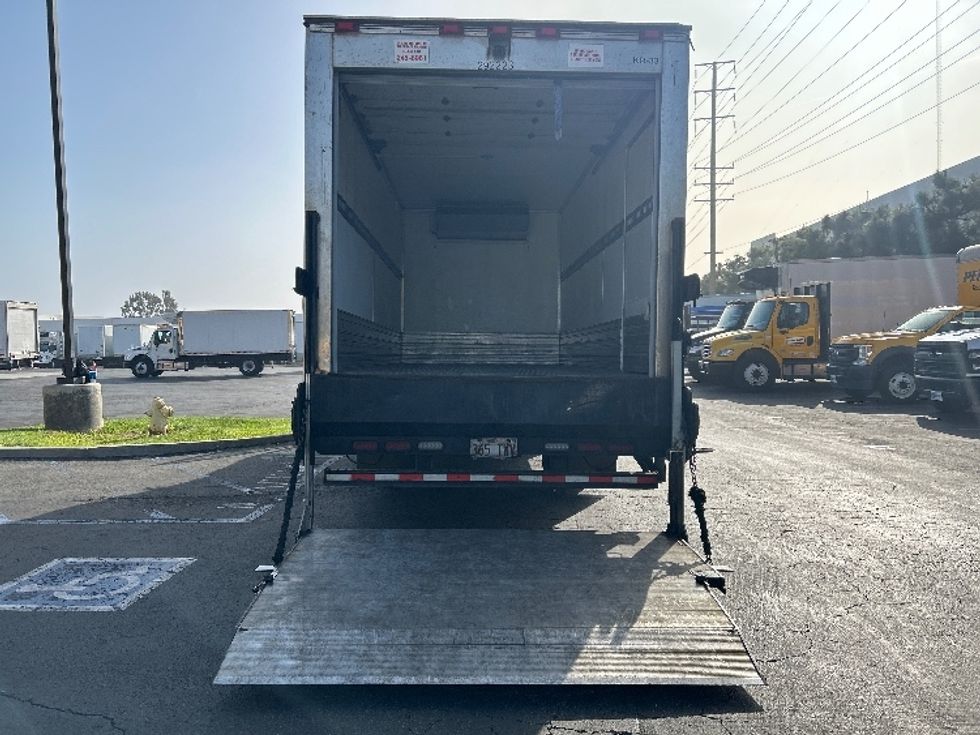 Refrigerated Truck-Light and Medium Duty Trucks-Isuzu-2019-NQR-La Mirada-CA-51,824\n\t\tmiles-$ 57,750 - Image 9