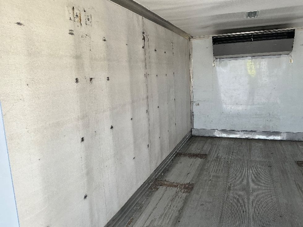 Refrigerated Truck-Light and Medium Duty Trucks-Isuzu-2019-NQR-Montebello-CA-142,094\n\t\tmiles-$ 48,250 - Image 11