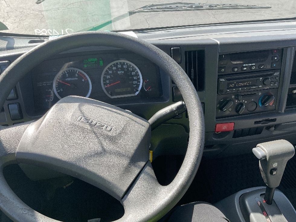 Refrigerated Truck-Light and Medium Duty Trucks-Isuzu-2019-NQR-Montebello-CA-142,094\n\t\tmiles-$ 48,250 - Image 18