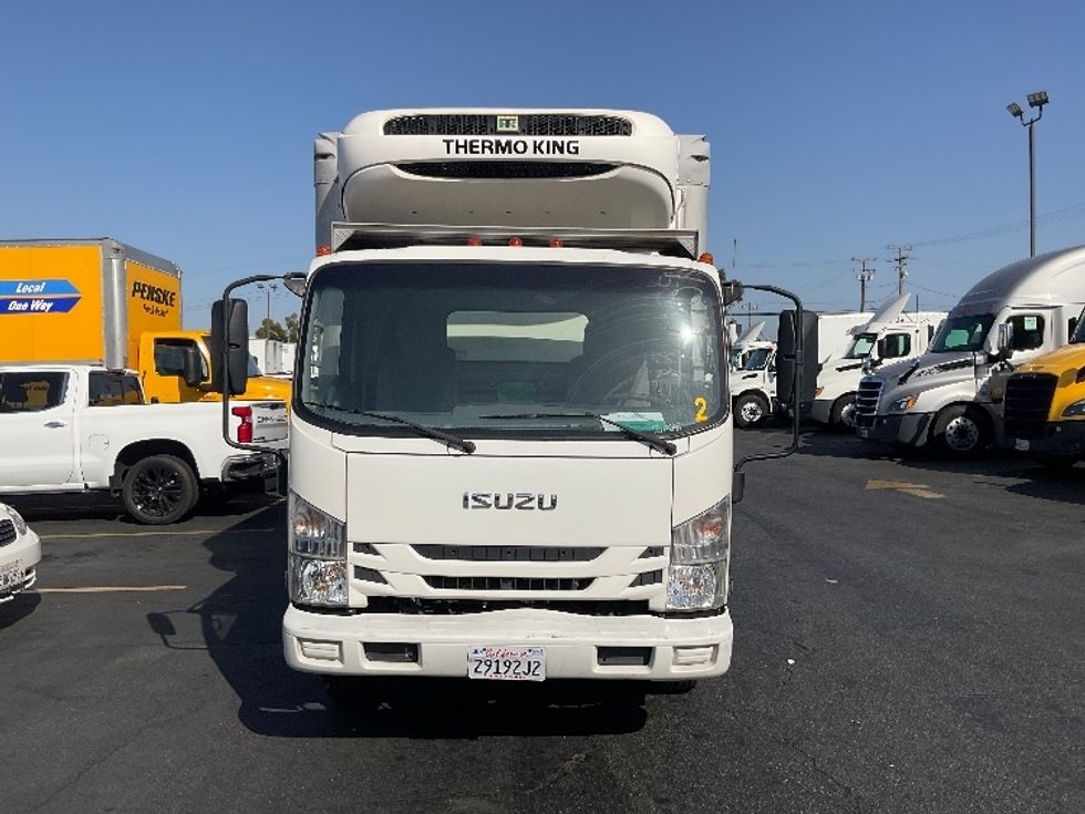 Refrigerated Truck-Light and Medium Duty Trucks-Isuzu-2019-NQR-Montebello-CA-142,094\n\t\tmiles-$ 48,250 - Image 2