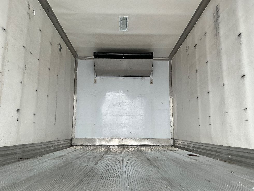 Refrigerated Truck-Light and Medium Duty Trucks-Isuzu-2019-NQR-Montebello-CA-147,000\n\t\tmiles-$ 47,250 - Image 10