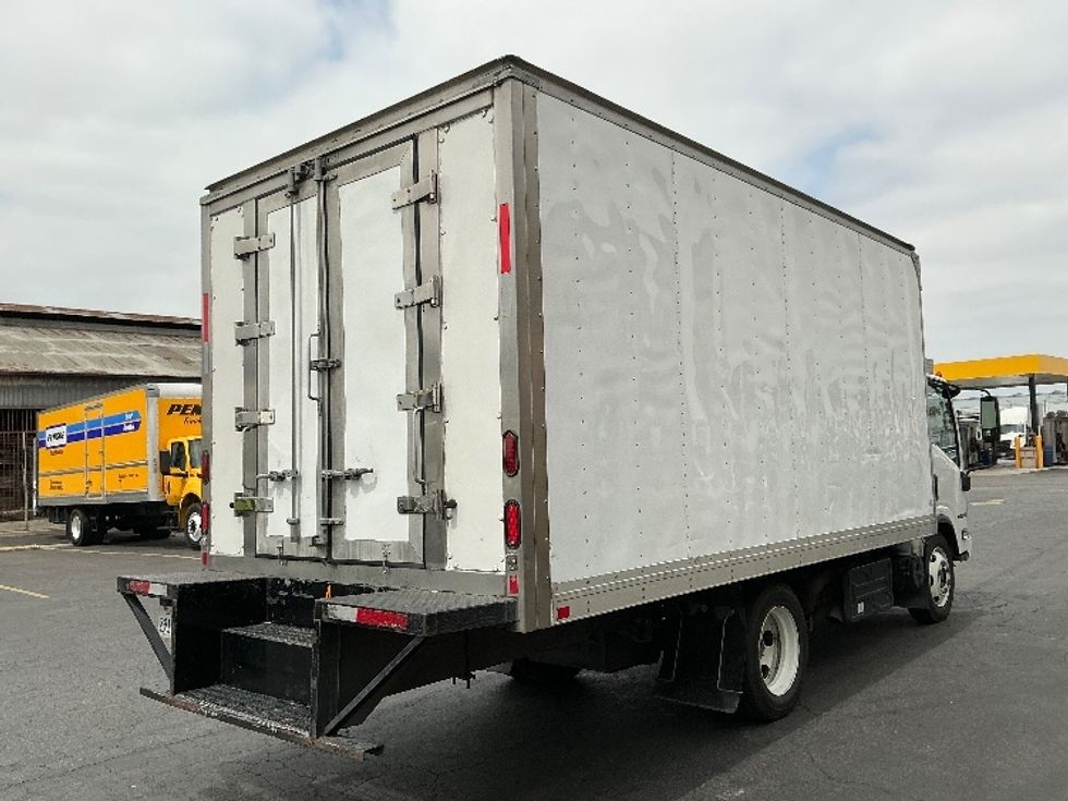 Refrigerated Truck-Light and Medium Duty Trucks-Isuzu-2019-NQR-Montebello-CA-147,000\n\t\tmiles-$ 47,250 - Image 13