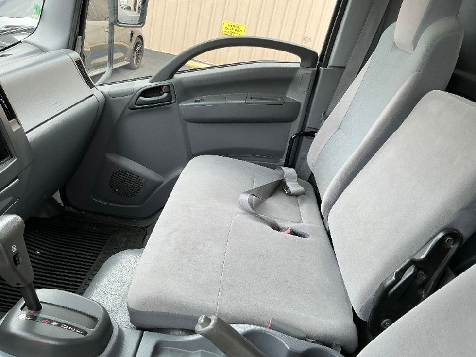 Refrigerated Truck-Light and Medium Duty Trucks-Isuzu-2019-NQR-Montebello-CA-147,000\n\t\tmiles-$ 47,250 - Image 19