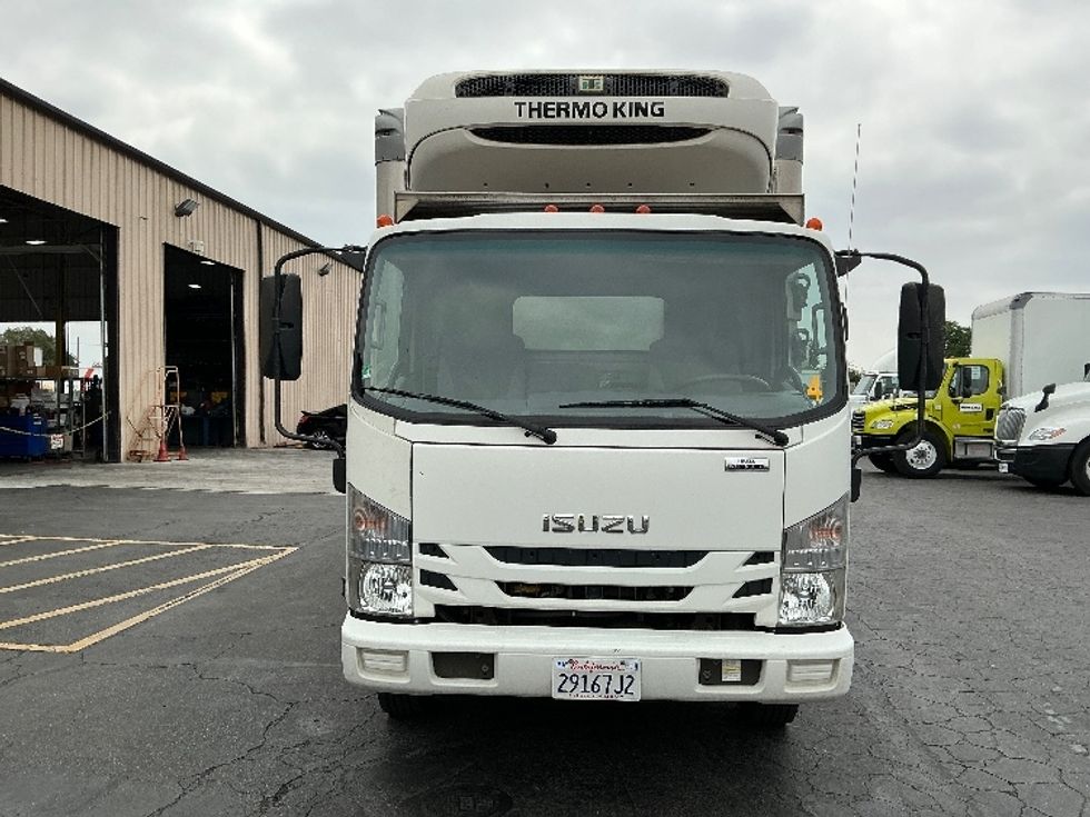 Refrigerated Truck-Light and Medium Duty Trucks-Isuzu-2019-NQR-Montebello-CA-147,000\n\t\tmiles-$ 47,250 - Image 2