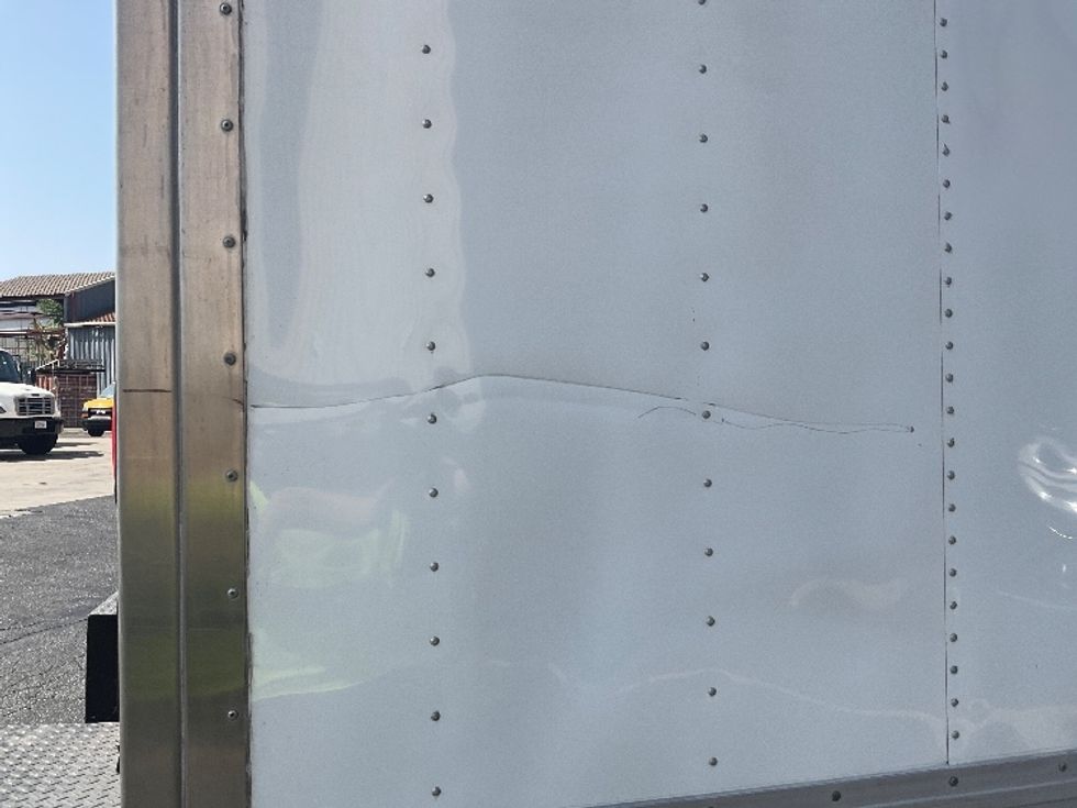 Refrigerated Truck-Light and Medium Duty Trucks-Isuzu-2019-NQR-Montebello-CA-155,099\n\t\tmiles-$ 42,500 - Image 25