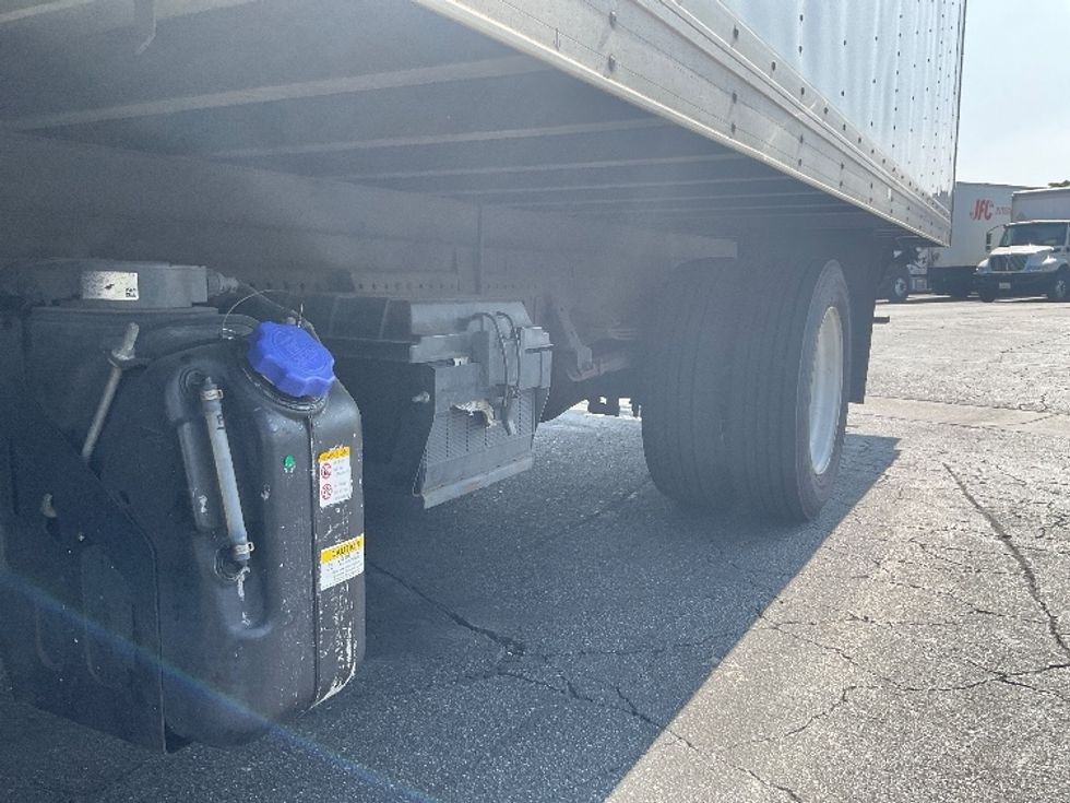 Refrigerated Truck-Light and Medium Duty Trucks-Isuzu-2019-NQR-Montebello-CA-155,099\n\t\tmiles-$ 42,500 - Image 5