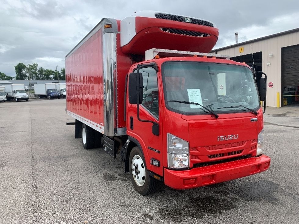 Refrigerated Truck-Light and Medium Duty Trucks-Isuzu-2019-NQR-Nashville (Mount Juliet)-TN-109,926\n\t\tmiles-$ 48,000 - Image 1