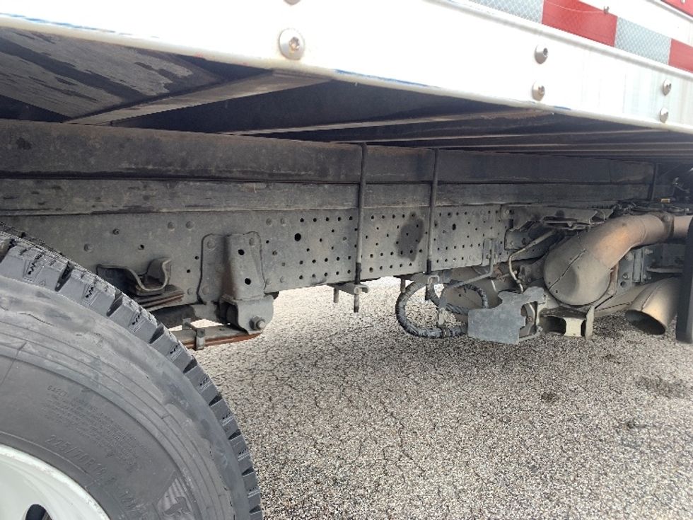 Refrigerated Truck-Light and Medium Duty Trucks-Isuzu-2019-NQR-Nashville (Mount Juliet)-TN-109,926\n\t\tmiles-$ 48,000 - Image 13
