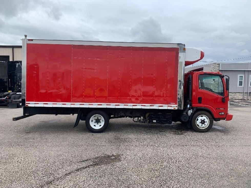 Refrigerated Truck-Light and Medium Duty Trucks-Isuzu-2019-NQR-Nashville (Mount Juliet)-TN-109,926\n\t\tmiles-$ 48,000 - Image 14