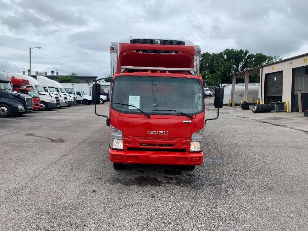 Refrigerated Truck-Light and Medium Duty Trucks-Isuzu-2019-NQR-Nashville (Mount Juliet)-TN-109,926\n\t\tmiles-$ 48,000 - Image 2