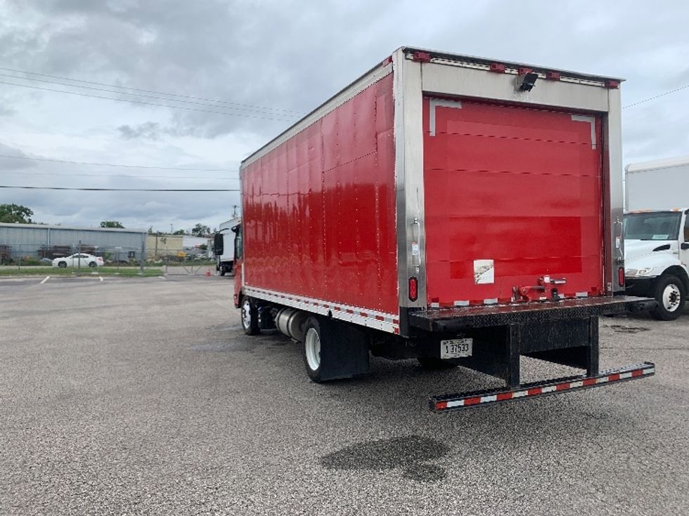 Refrigerated Truck-Light and Medium Duty Trucks-Isuzu-2019-NQR-Nashville (Mount Juliet)-TN-109,926\n\t\tmiles-$ 48,000 - Image 6