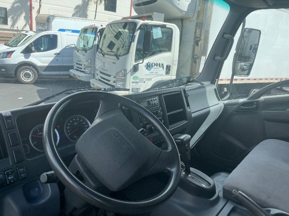 Refrigerated Truck-Light and Medium Duty Trucks-Isuzu-2019-NQR-Torrance-CA-100,470\n\t\tmiles-$ 51,750 - Image 15