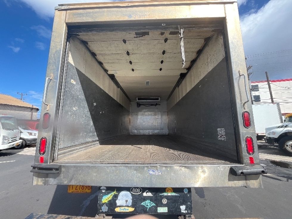 Refrigerated Truck-Light and Medium Duty Trucks-Isuzu-2019-NQR-Torrance-CA-100,470\n\t\tmiles-$ 51,750 - Image 9
