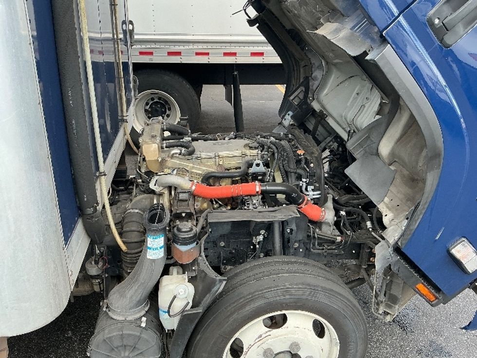 Refrigerated Truck-Light and Medium Duty Trucks-Isuzu-2019-NQR-Torrance-CA-119,989\n\t\tmiles-$ 51,500 - Image 23