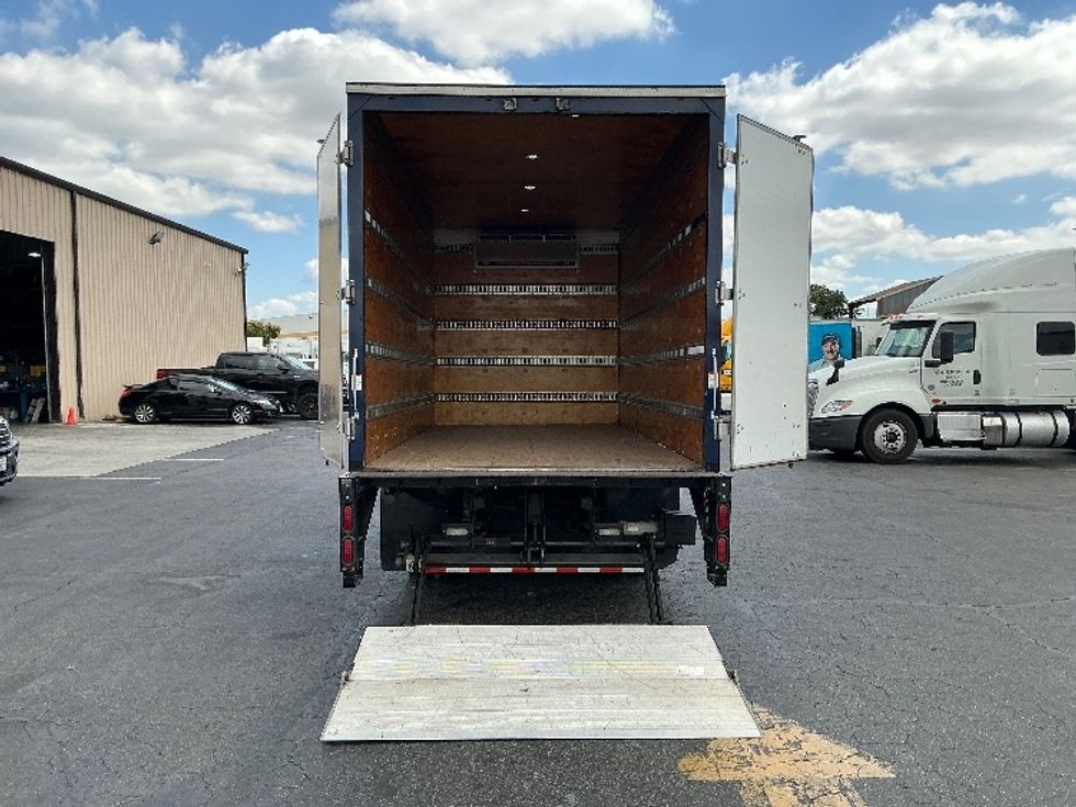 2019 Isuzu NQR photo 4