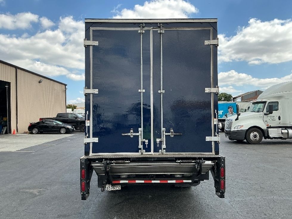 Refrigerated Truck-Light and Medium Duty Trucks-Isuzu-2019-NQR-Torrance-CA-119,989\n\t\tmiles-$ 51,500 - Image 8