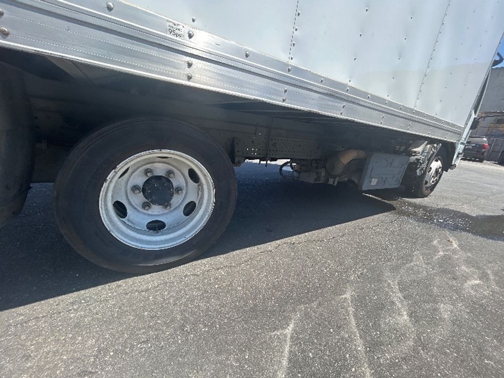 Refrigerated Truck-Light and Medium Duty Trucks-Isuzu-2019-NQR-Torrance-CA-151,147\n\t\tmiles-$ 50,000 - Image 14